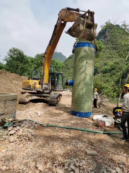 赤峰雅安芦山一体化提升泵施工现场